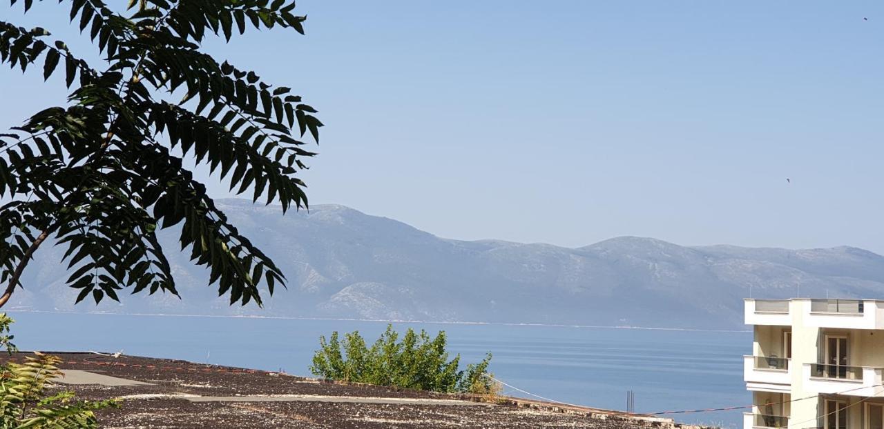 Redsun Apartment Vlore Exterior photo