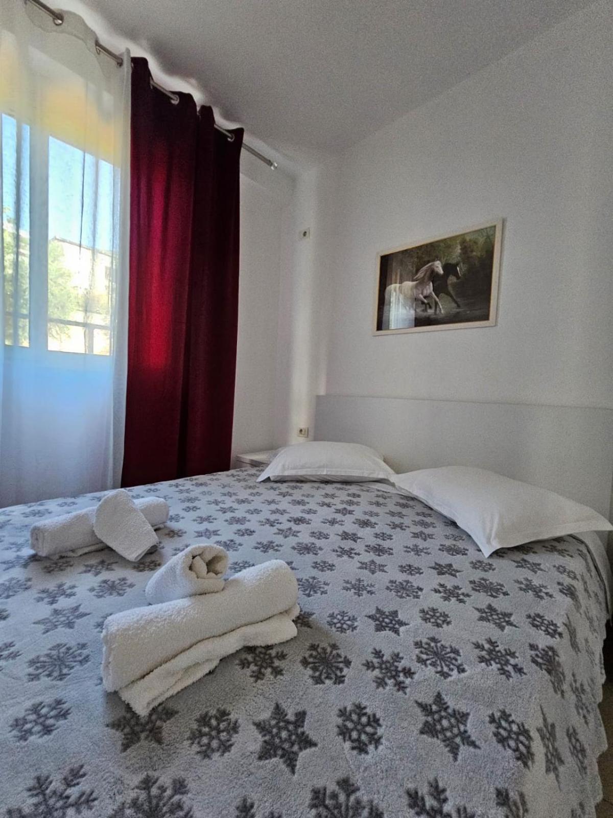 Redsun Apartment Vlore Exterior photo