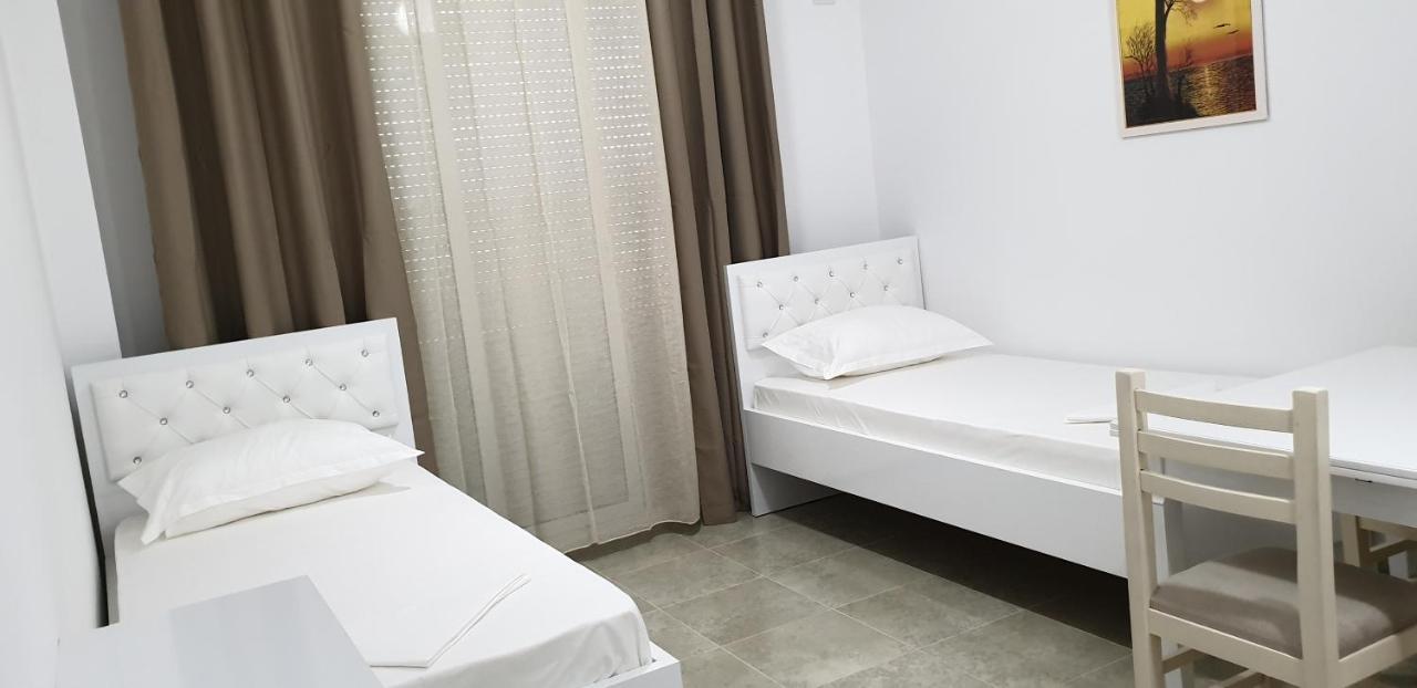 Redsun Apartment Vlore Exterior photo